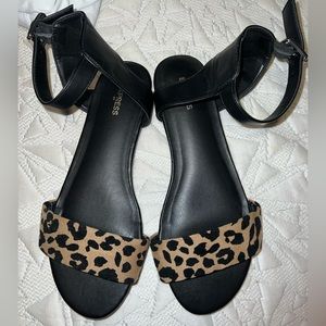 Women’s leopard print sandals